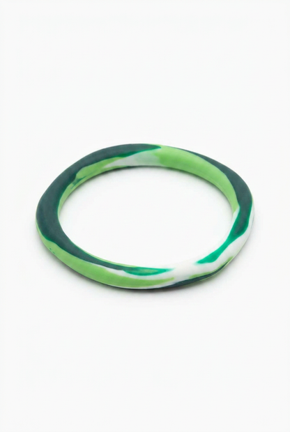 Resin Bangle - Daintree - Irregular skinny round