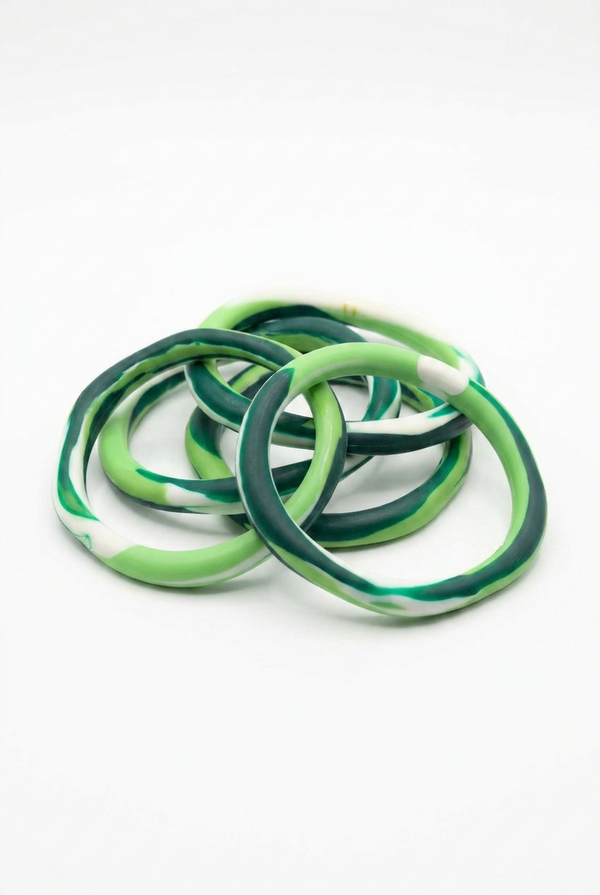 Resin Bangle - Daintree - Irregular skinny round