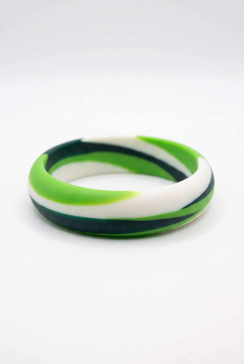 Resin Bangle - Daintree - Round Radiused