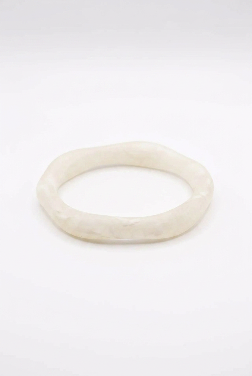 Resin Bangle - White Sands - Irregular skinny round
